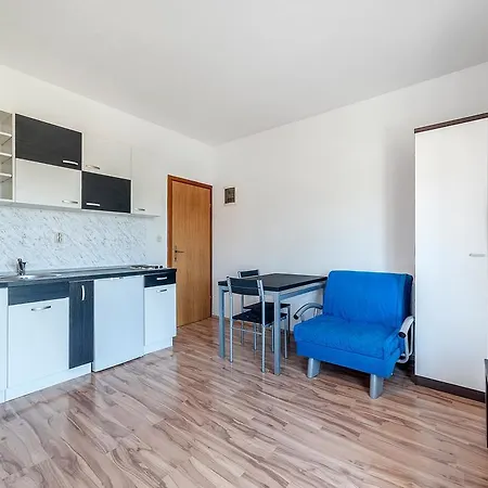 Bacic Apartamento Vodice