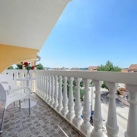 Apartment Bacic *