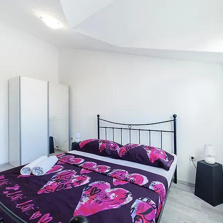 Apartment Bacic *