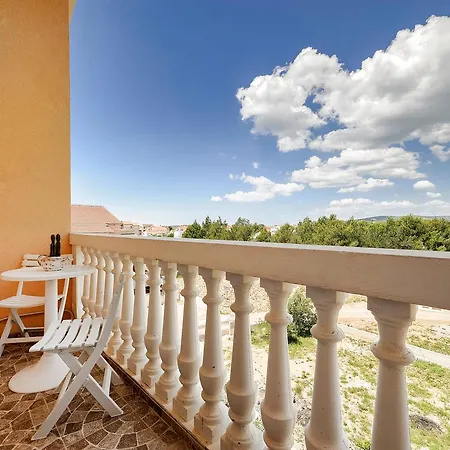 Bacic Apartamento Vodice